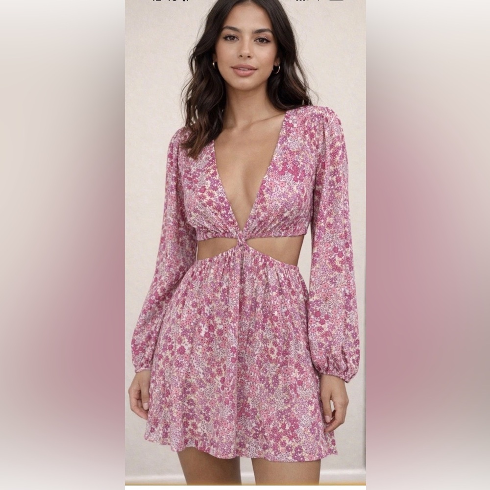 New With Tags Gorgeous Pink Floral Sky to Moon Dress Size Medium